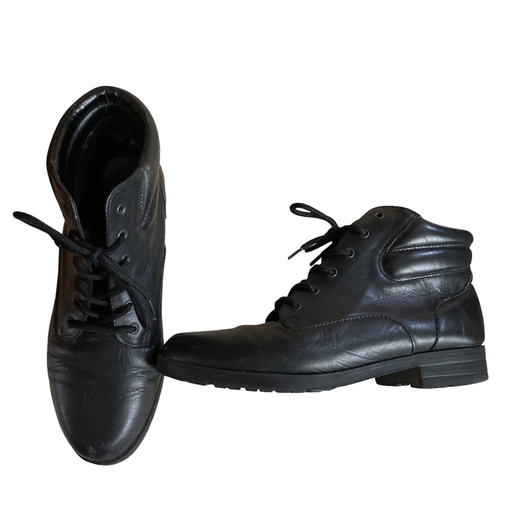 Alpine Woods Vintage Black Leather Booties Size 6W